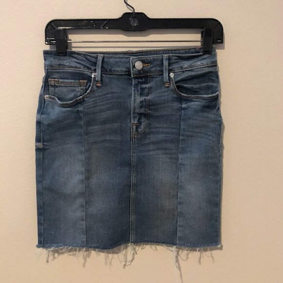 Good American Raw Hem Denim Jean Skirt - Picture 2 of 5
